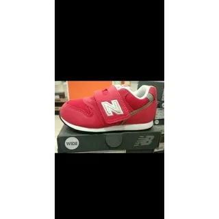 SEPATU SPORT ANAK