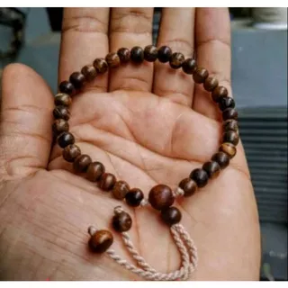 Gelang kayu gaharu asli 5mm gelang tasbih pria gelang tasbih 33 butir gelang tasbih kayu gaharu 33