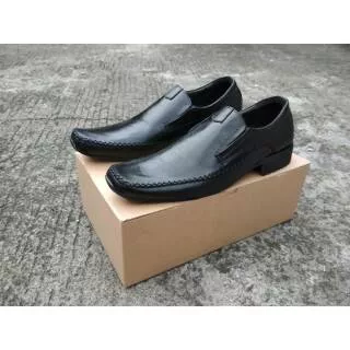 Clarks Pantofel / Pantofel Cowok Murah / Sepatu Kulit Pria / Sepatu Kantor Pria / Sepatu formal pria