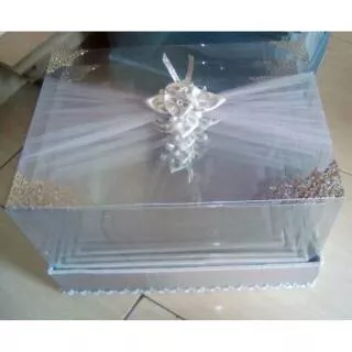 Kotak hantaran mika tinggi 20 cm  silver ( free bubble wrap)