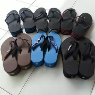 Sandal spon