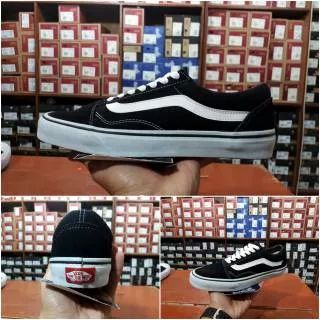 Sepatu Vans Oldskool Women Black white (Free goody bag)