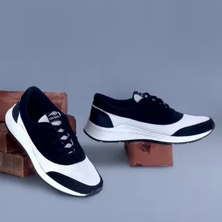sepatu putih pria sepatu Sneakers kats casual sports olahraga original brand dijamin berkualitas