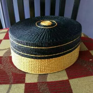 SONGKOK RECCA SONGKOK PAMIRING, TOPI BUGIS