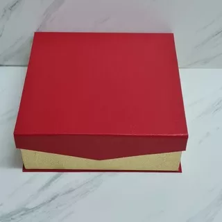 Box magnet dasi 22x22x8cm /  kotak kue bingkisan lebaran / kotak kue lapis legit