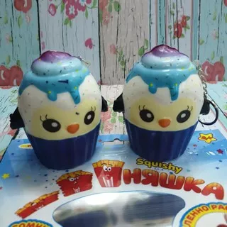 Squishy Murah Cute Pinguin Cupcake licensed by WLM Squishy