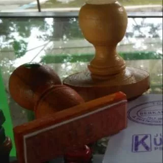 Stempel kayu