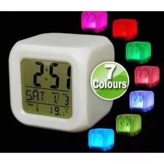 Jam meja kubus Glowing LED Color Change Digital Alarm Clock Moodicare jam duduk nyala