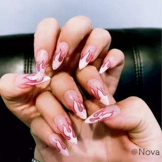 24pcs Popular Ladies DIY Flame Fake Nails Fire Pattern Cool Girl Long Style Art Tips Decorative Nail Art Accessories