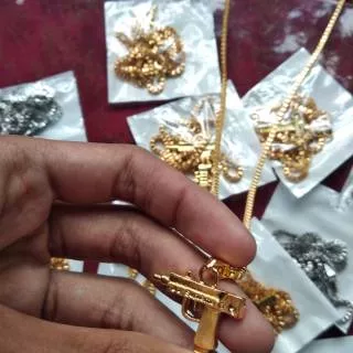 NeckLace Pendant UZI GOLD&SILVER...bukan kalung supreme..Gold Chain necklace..kalung hip hop