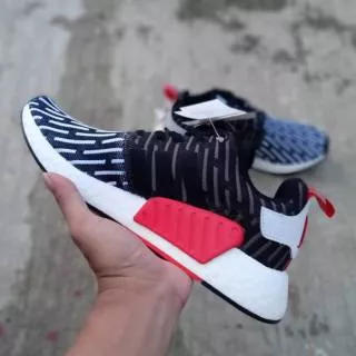 SEPATU SNEAKERS NMD R2 RUNNER BLACK OREO IMPORT PREMIUM VIETNAM