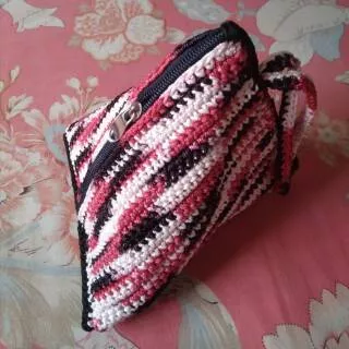 Dompet koin rajut