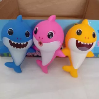Mainan boneka cit baby shark