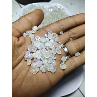 NATURAL biduri bulan air laut natural moon stone sea water