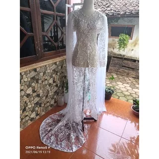 Gaun pengantin Plus sleyer/ kebaya adad ekor panjang