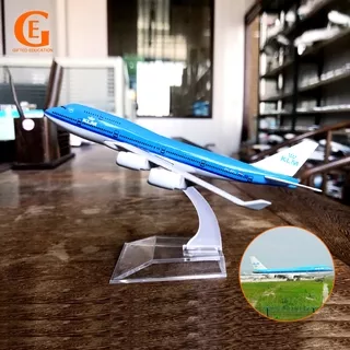 Klm Miniatur Diecast Pesawat Terbang Dutch Airlines Boeing B747 Bahan Metal Alloy