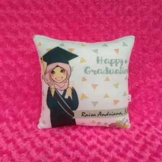 Bantal Happy Graduation | souvenir wisuda | 29x29 custom nama