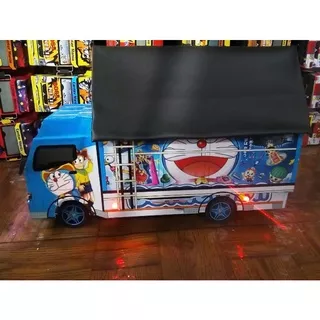 Mainan Miniatur Truk Oleng Doraemon 42 Canter Mania Truk Oleng Trek Canter