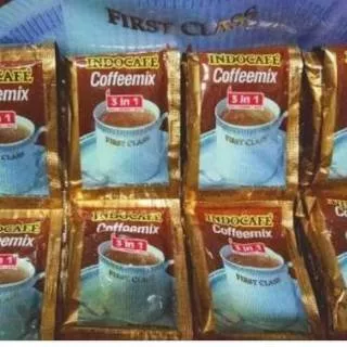 INDOCAFE COFFE MIX RENTENG dijual per pcs