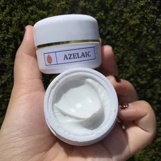 CREAM AZELAIC (PENGHILANG BEKAS JERAWAT)