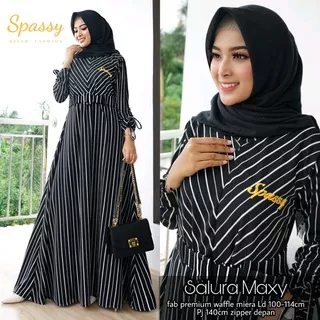 Salura Maxi Dress Wanita Muslim Remaja Busui Bahan Monalisa Premium Motif Salur Kekinian Fit to L / Gamis Malaysia Terbaru 2021 Warna Coklat Hitam Navy Maroon
