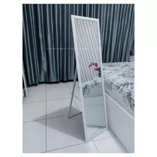 Standing Mirror Full Body 35*130 Bingkai Alumunium warna Hitam dan Putih Kaca rias minimalis Semarang