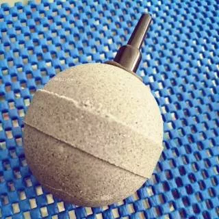Batu Udara Gelembung Air Stone model bulat bola