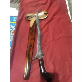 Keris jangkung pamor pulotirto