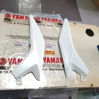 COVER STEP, BODY XEON PUTIH (1LB-P2) ASLI YAMAHA