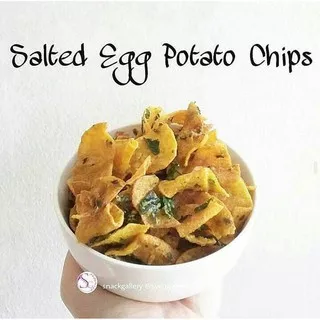 Salted egg potato chips size M keripik kentang telur asin