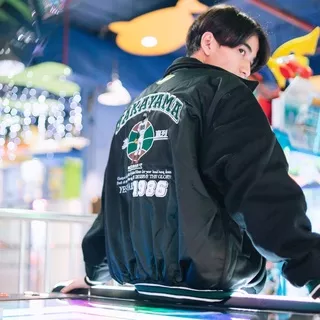 VARSITY BLACK VINTAGE JACKET / JAKET TAKAYAMA BASEBALL SOFTBALL UNIVERSITY HITAM 90s CLUB OF 1986