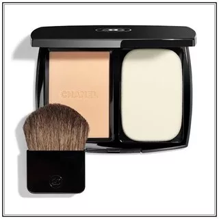 CHANEL VITALUMIERE COMPACT DOUCEUR LIGHTWEIGHT COMPACT MAKEUP RADIANCE