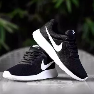 Sepatu Pria Running Nike Tanjun Trainer Black Strip white Sol White 100% Original