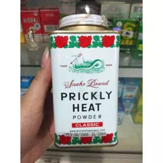 Prickly Heat Powder Bedak Cap Ular. SNAKE BRAND