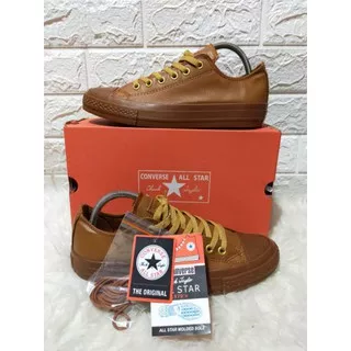 SEPATU CONVERSE KULIT PENDEK DUS ORANGE