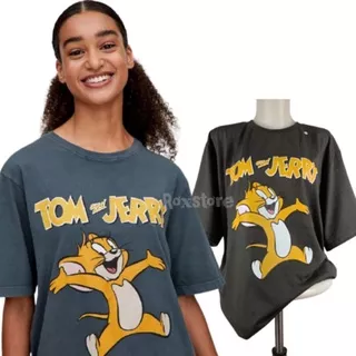 Pull and bear disney tshirt tom and jerry / baju pull and bear / kaos pull and bear / baju tom and jerry / kaos tom and jerry / baju wanita / kaos wanita / baju kaos wanita / baju disney / kaos disney / atasan wanita / pakaian wanita / pull bear