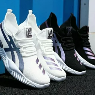 Sepatu Sneakers Pria Import Sepatu Olahraga Pria Terbaru Kekinian Premium Spatu Cowok Sports Runing Nyaman
