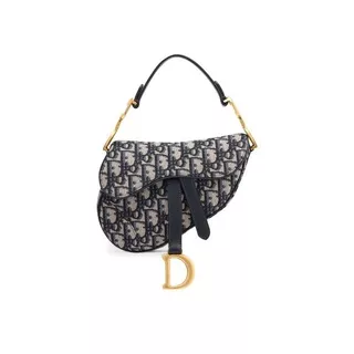 Tas Wanita Import Christian Dior Saddle Oblique Matte Black Gold Aksesoris Besi Asli Tali Kulit Gagang Dan Tali Strap Lisban Panjang Slempang Murah Terbaru 2021 Kekinian Viral Import Batam Ori Original Sale Korea Handle Bag Sling Bag Super Premium