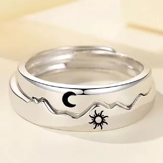 [Fashion Vintage Simple Sun Moon Adjustable Open Couple Rings] [ Elegant Ladies Smooth Fine Thin Finger Ring] [Cincin Geometris] [Lovely Jewelry Gifts For Girl Friends]