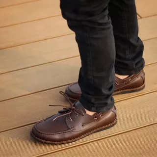 GROOVE BROWN - BLUSSUP x REYL | Sepatu Kulit Pria Formal Casual Jalan Cowok Boat Zapato Original