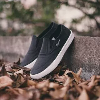 Nike SB Portmore II Slip On Black White Sepatu Original Sepatu Murah Sepatu Pria Sepatu Cowok