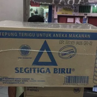 Terigu segitiga kemasan 1kg