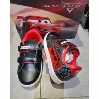 sepatu Disney