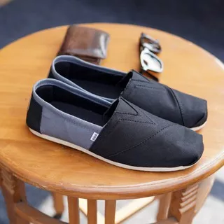 COD! Sepatu Wakai Selop Casual Santai Pria / Wakay Kanvas Slip On Shoes Cowo Termurah - Hitam Abu