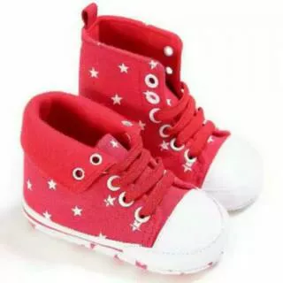 Prewalker SALE Size 1 baby boy shoes sepatu bayi cowok merah motif bintang star red