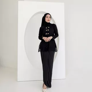 Kebaya Parapuan - KILAU MIDNIGHT - Kebaya Modern / Kebaya Brukat / Kebaya Wisuda / Kebaya Remaja / Kebaya Muslim/ Kebaya Busui / Kebaya Hitam