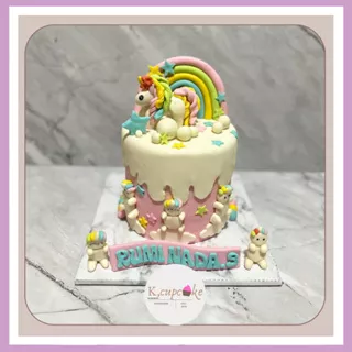 Cake fondant unicorn - cake ulang tahun