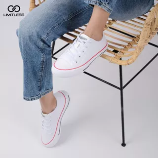 Sepatu Sneakers Wanita Dewasa Terbaru Anti Slip Sneaker Cewek Hitam Casual Outdoor Fashion Korea