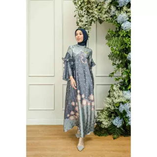 Malya Dress Wearing Klamby