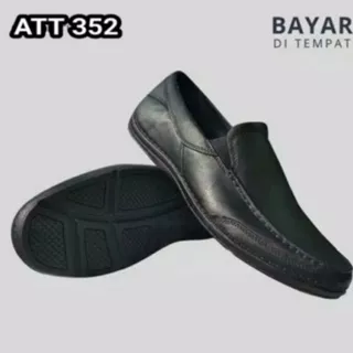 sepatu pantofel karet pria att sankyo/sepatu kerja